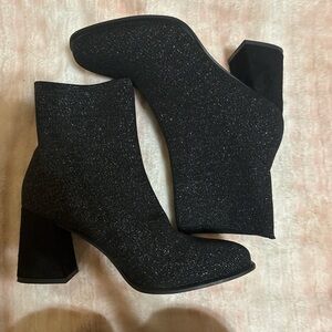 Elegant Black Ankle Boots